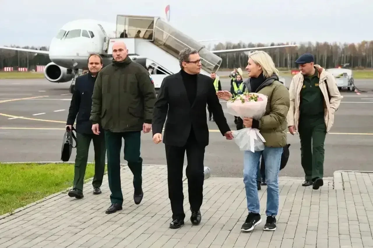 Губернатор Вологодской области Георгий Филимонов встретил в Череповце делегацию Минприр...