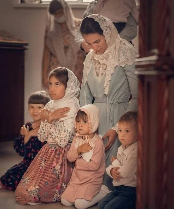 Когда дети видят, что их родители посещают храмы Божии, в домах совершают благоговейные...