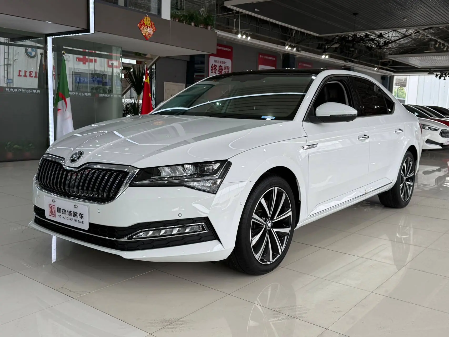 🏎 Выкупили Skoda Superb 2023 в Китае 🇨🇳