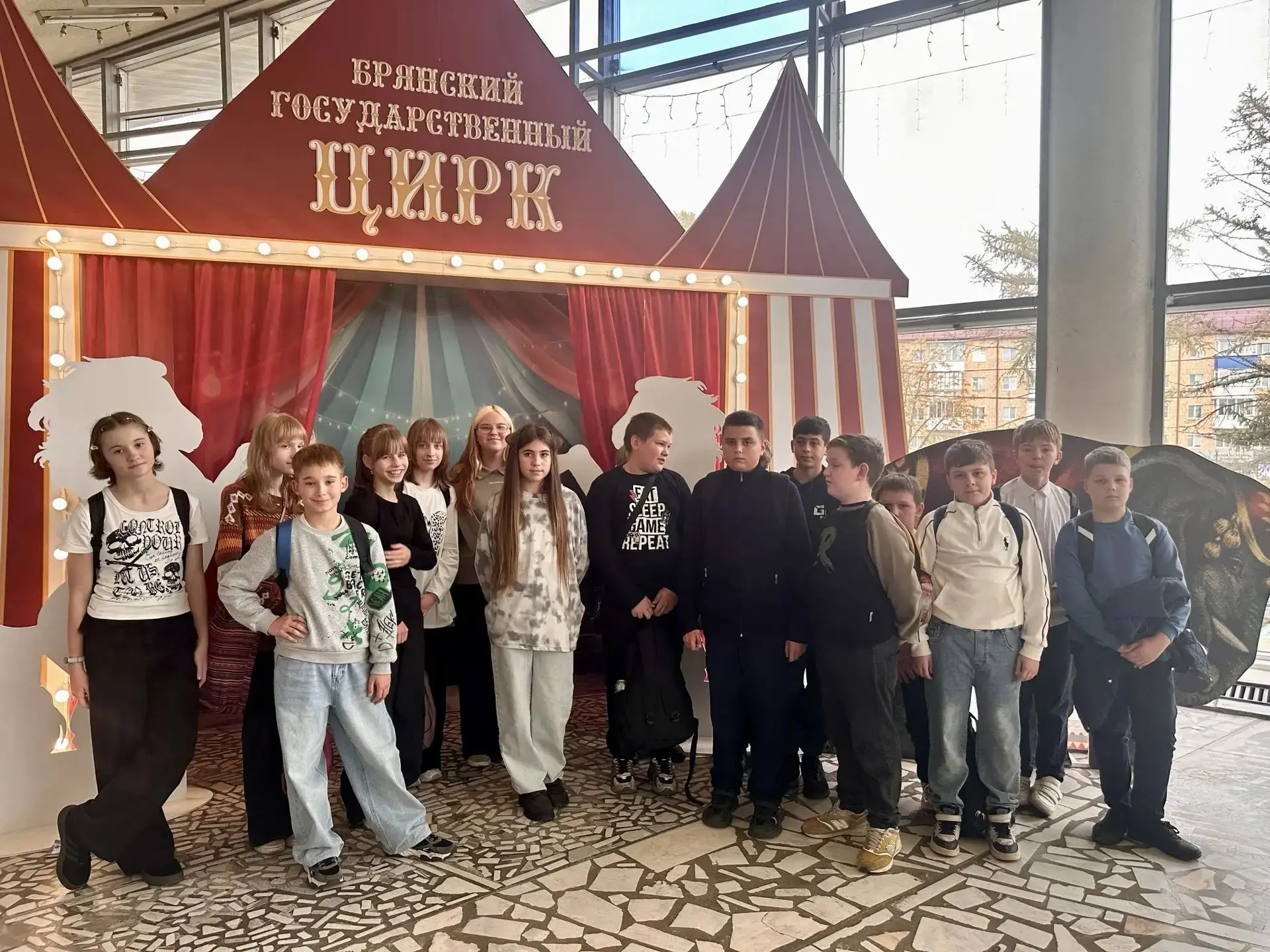 🎉 Цирковое волшебство: наши ученики на шоу династии Филатовых! 🎉