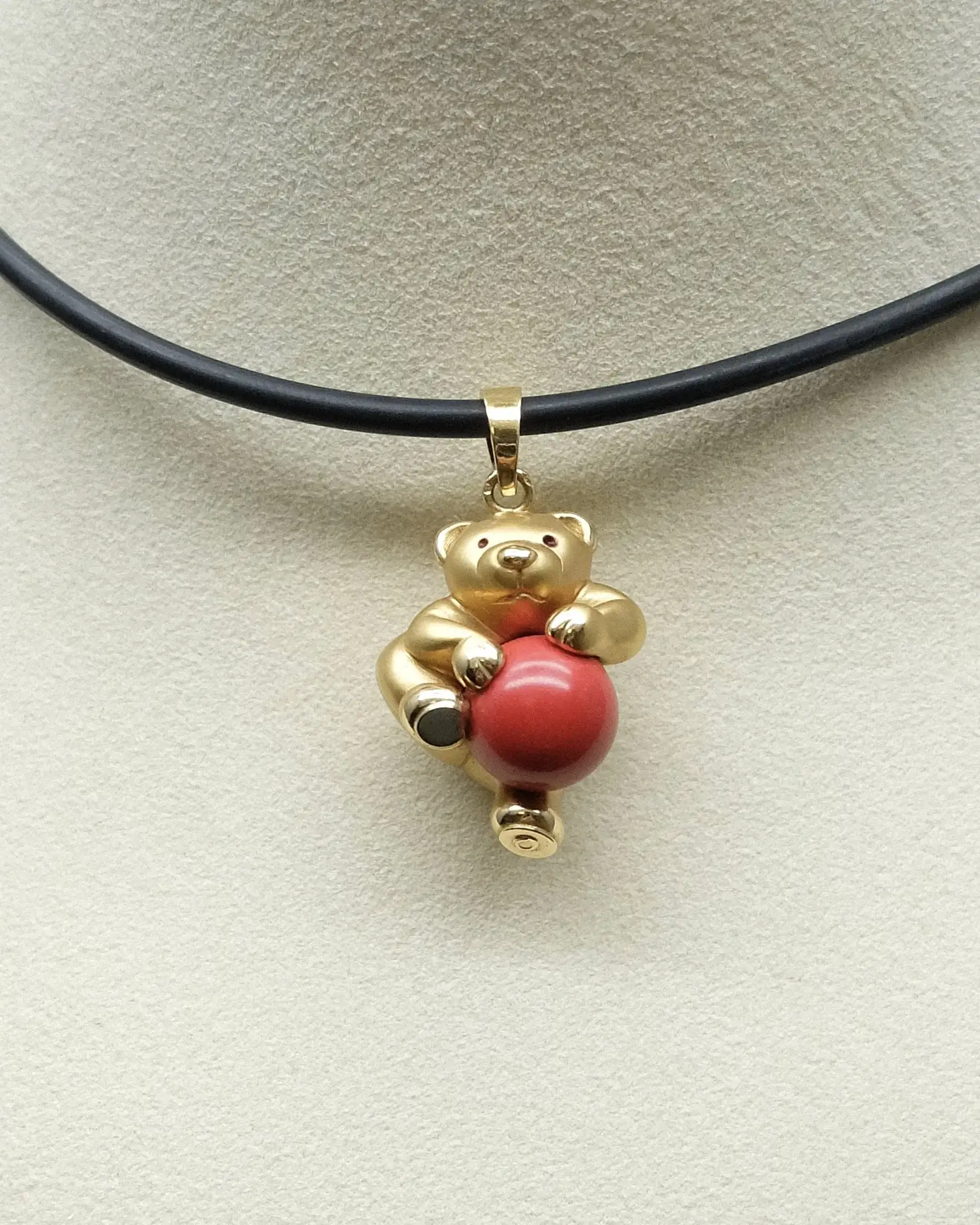 Подвеска Charles Garnier 🧸