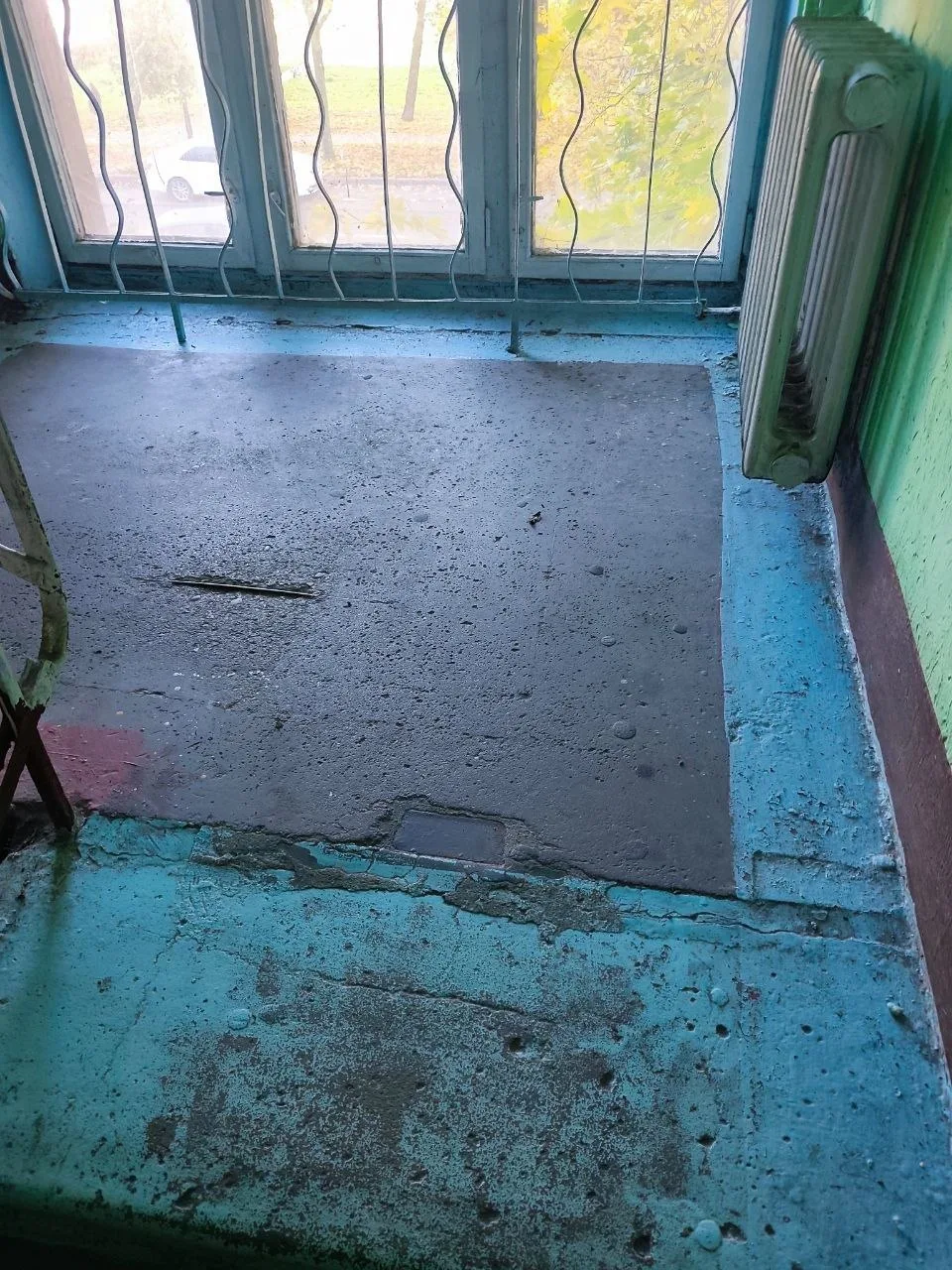 Бульвар Красных Зорь, 12, 4-я парадная.