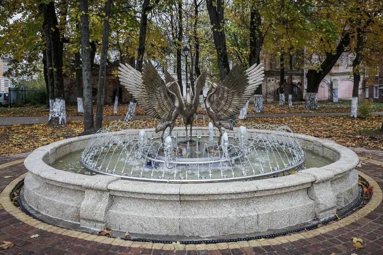 В Ярославской области из-за надвигающихся заморозков отключают все 50 фонтанов. Коммуна...