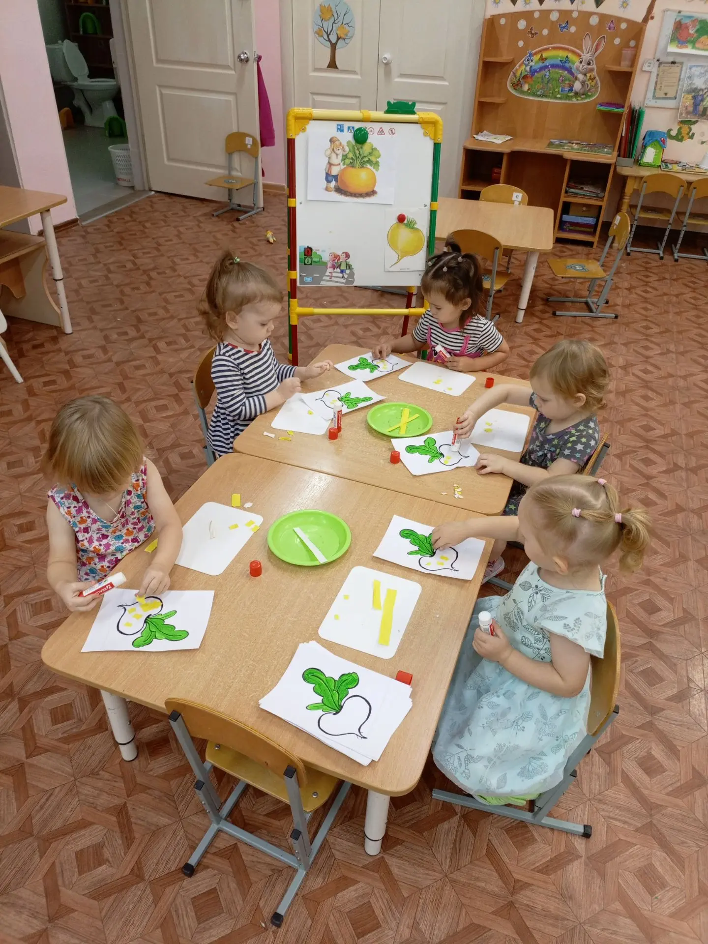 🧸 «Мы с малышами отправились в сказку!»