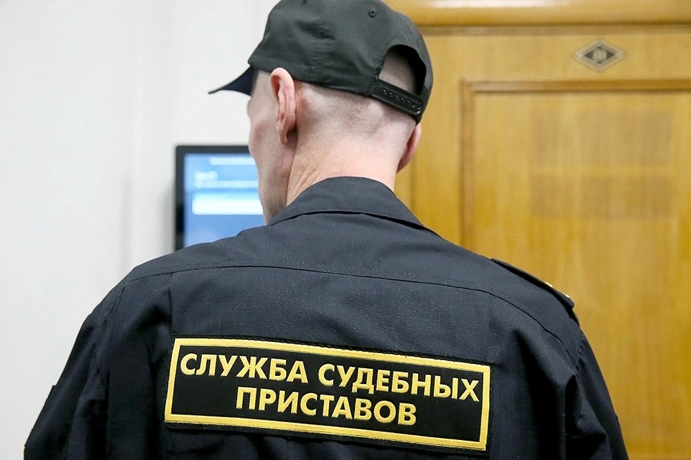 📌 Приставы арестовали имущество студента, сломавшего челюсть знакомому в драке