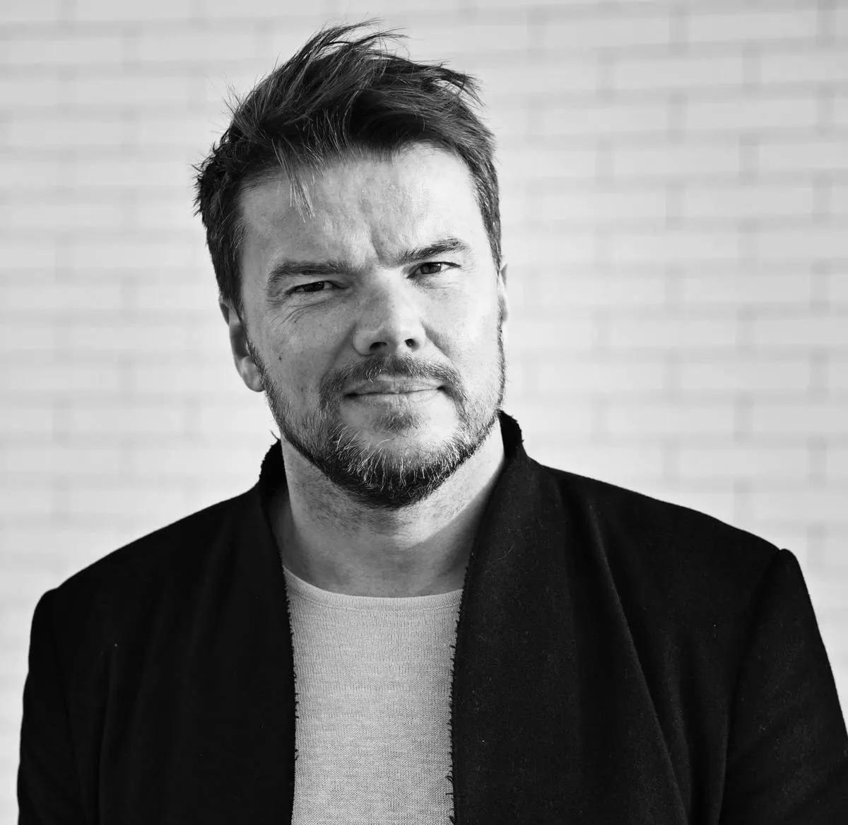 «Архитектура - это попытка сделать мир немного ближе к нашим мечтам».