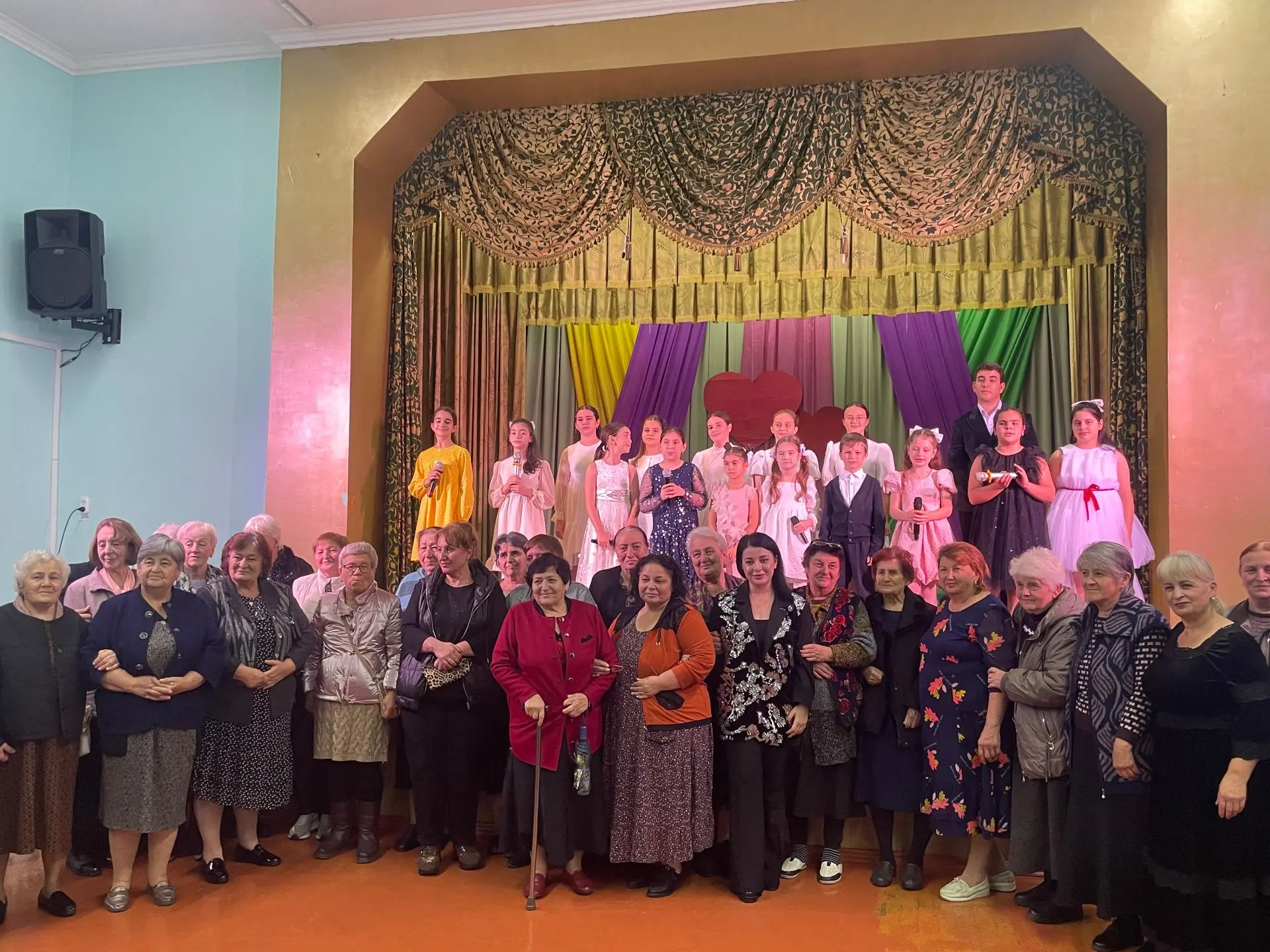 📌День пожилого человека: праздник в Доме детского творчества с.Камбилеевское  объедини...