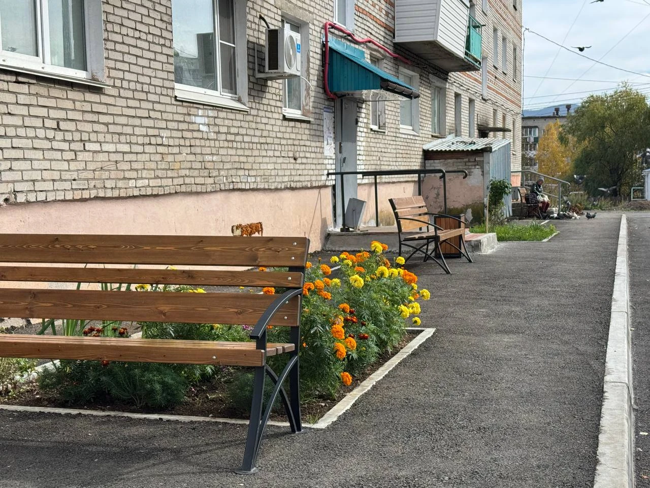 В Советской Гавани благоустроены две дворовые территории