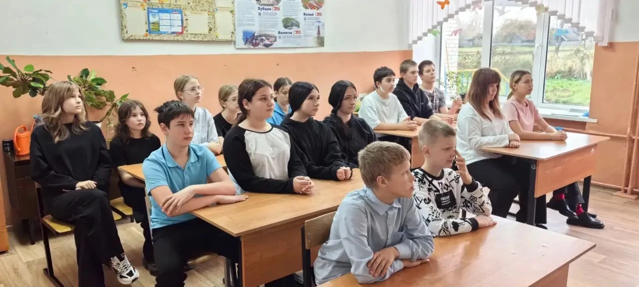 🏫 Занятия внеурочной деятельности в рамках регионального курса "Моя семья".🏫