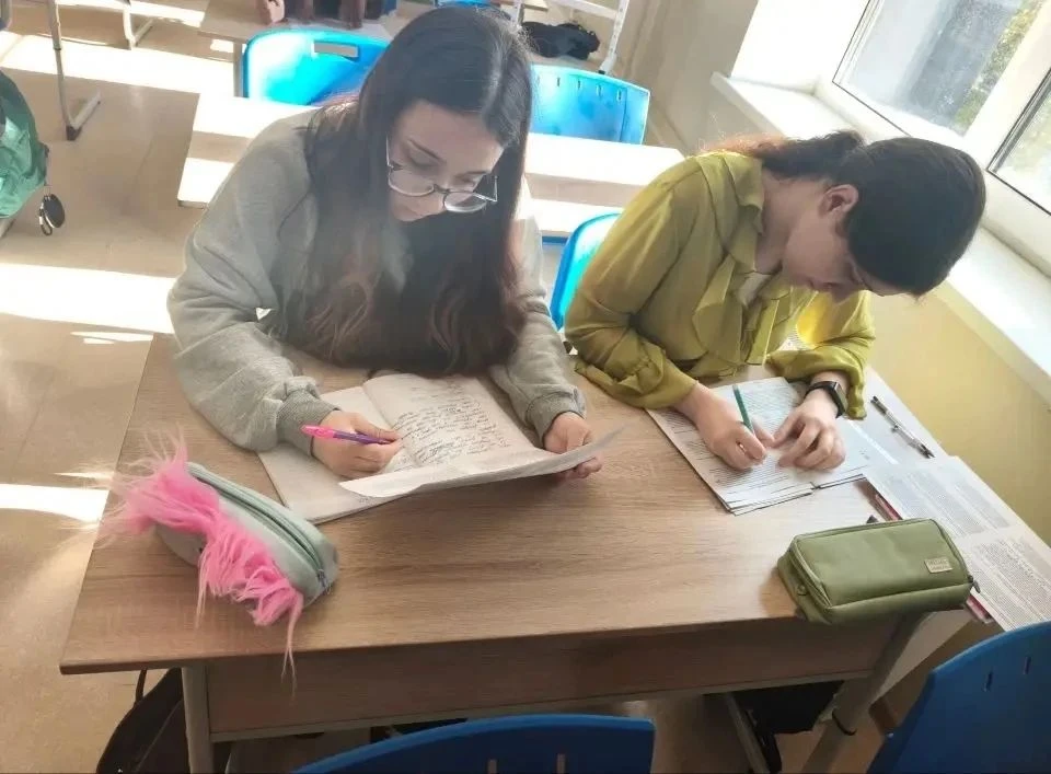 В МБОУ «Школа №32» в дни осенних каникул прошли занятия образовательного интенсива «Умн...
