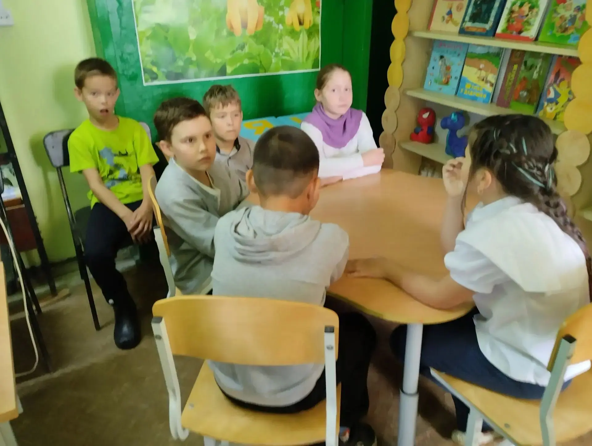 📚 Урок дружбы и гостеприимства: 3 класс в гостях у сельской библиотеки!
