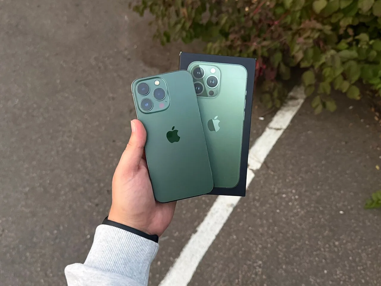 Продам iPhone 13 Pro 128 ГБ, Донецк, 27 000 руб.