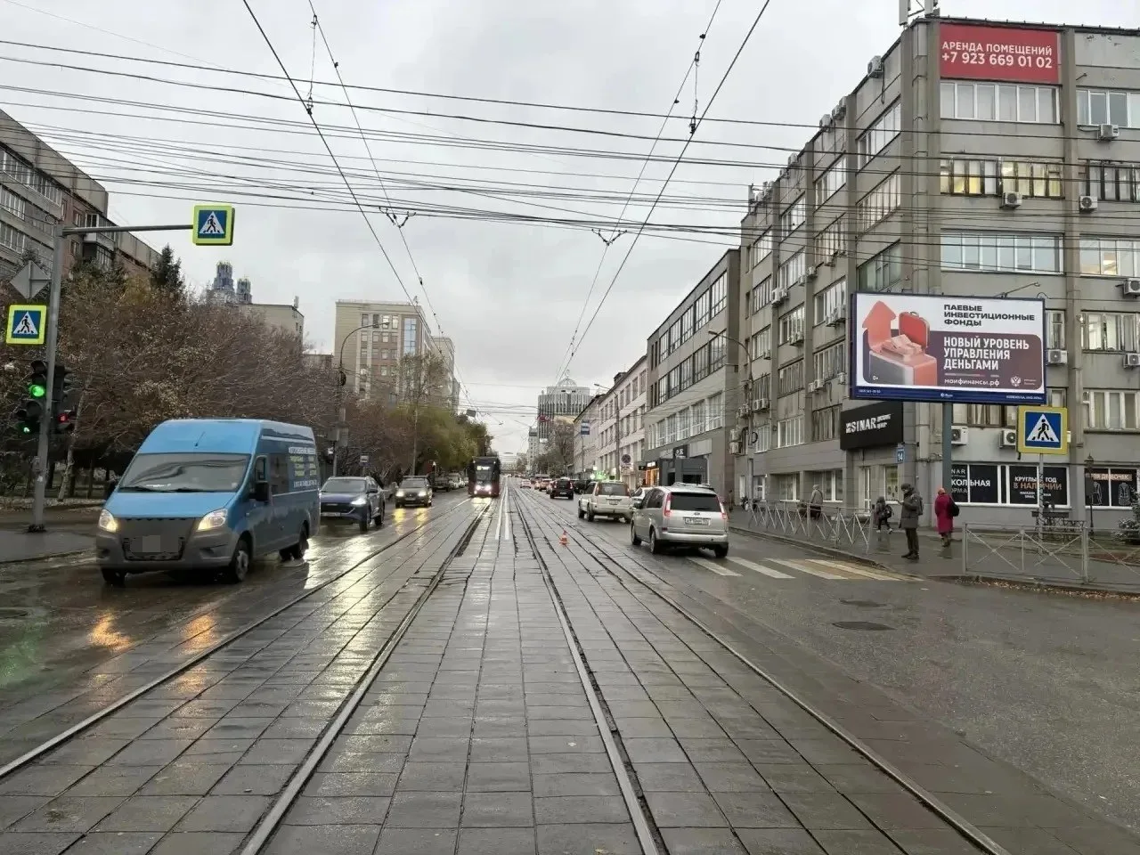 Девочка-подросток попала под трамвай в центре Новосибирска