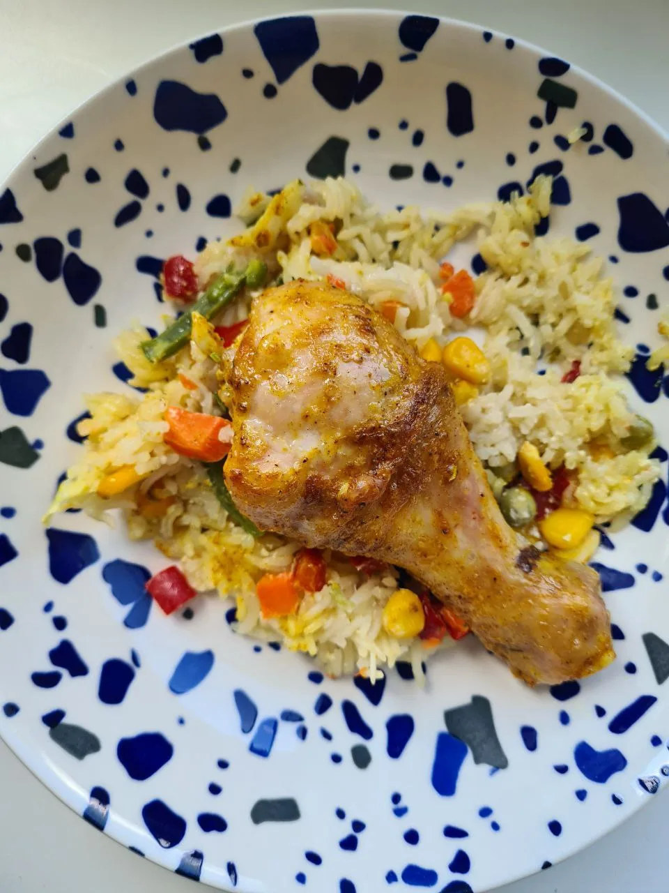 ЗАПЕЧЕНАЯ КУРОЧКА С РИСОМ И ОВОЩАМИ