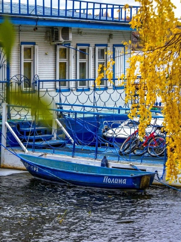 Плёс... 🏠🍁 Для меня это один из самых притягательных городков центральной России — ме...