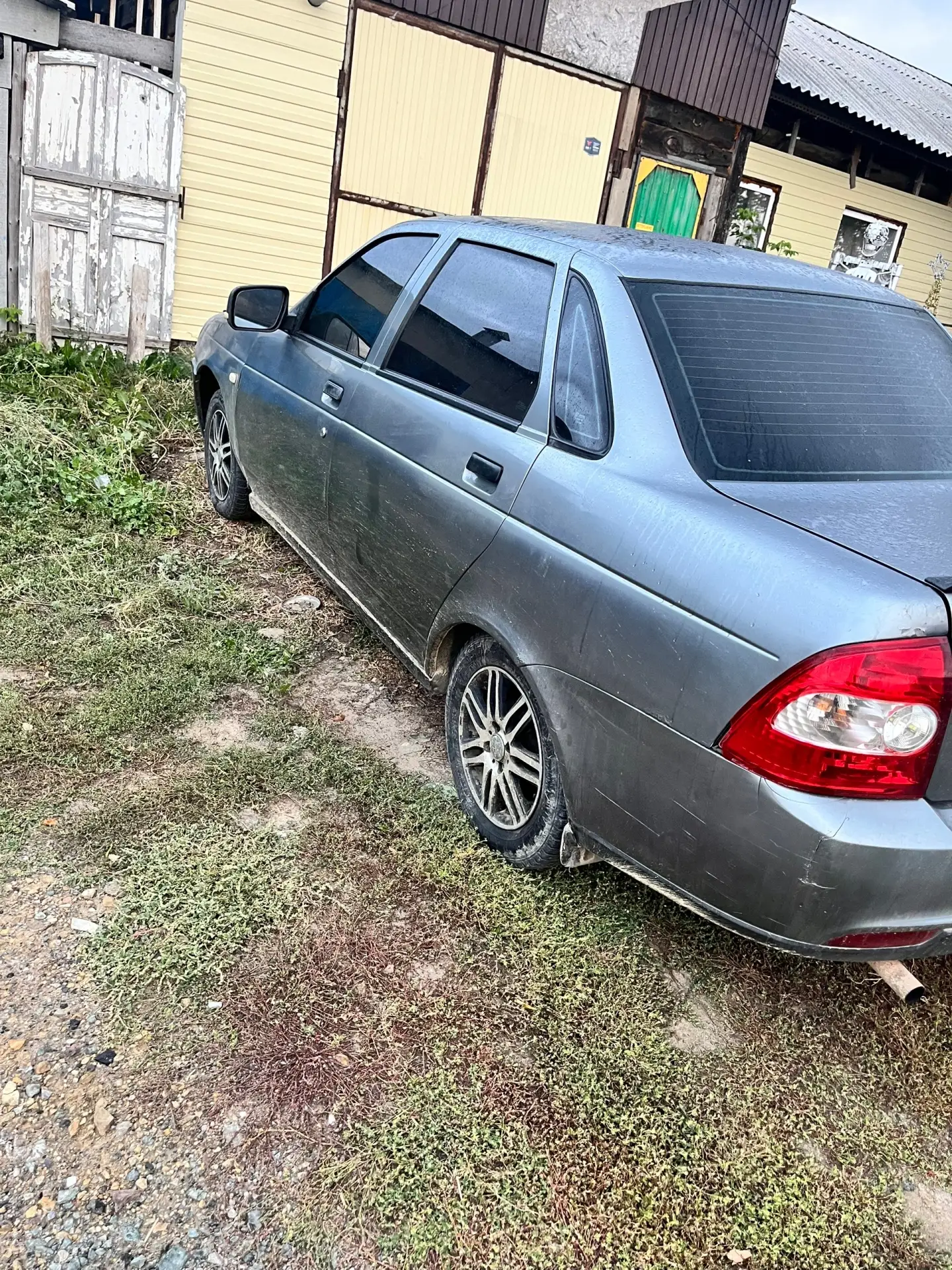 Продам приору 7 год