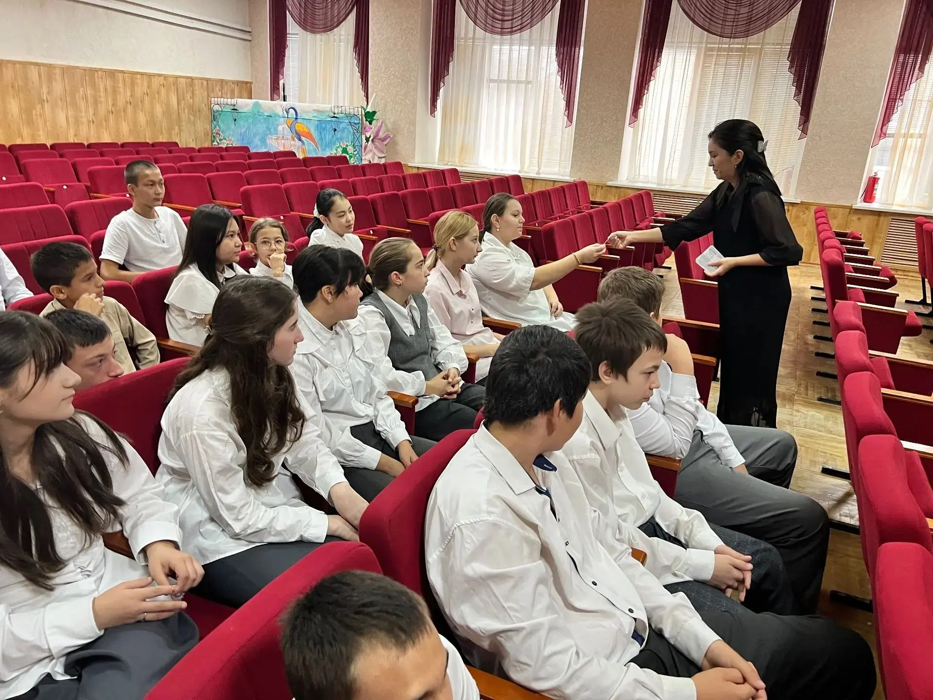 💬 «Цена молчания»: в школе села Ачикулак обсудили проблему буллинга