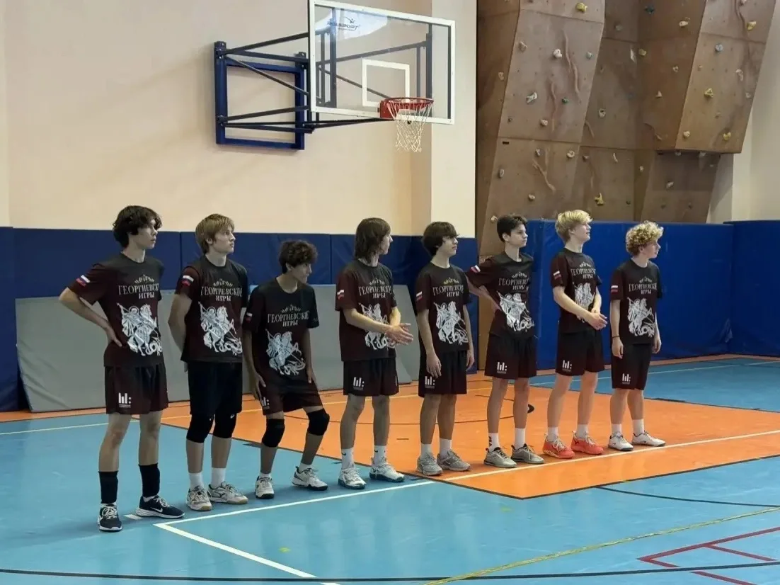 🏐 В волейболе все смотрят только вверх!