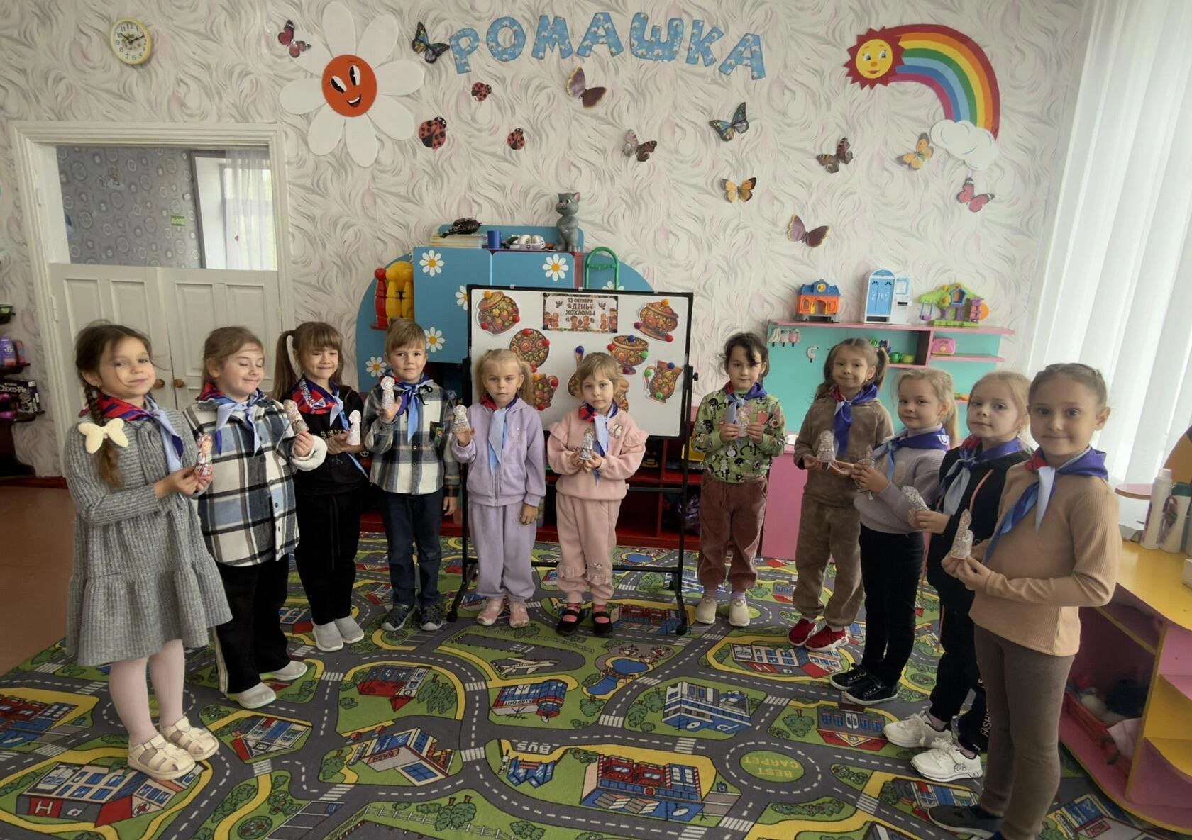 Творческое занятие на тему «Хохлома».