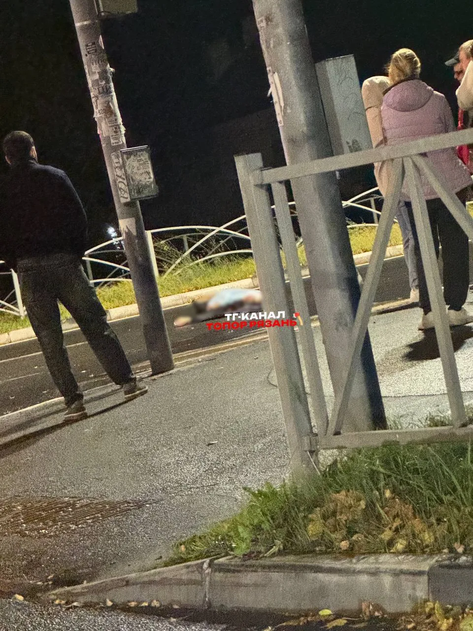 Пешеход погиб под колесами машины на перекрестке улиц Высоковольтной и Весенней в Рязан...