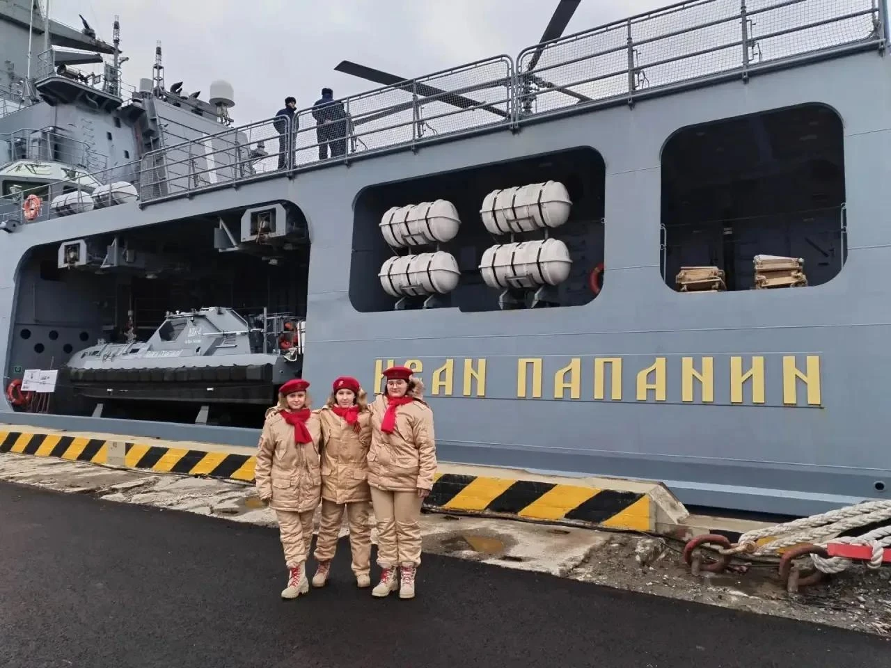 7 октября 2026 года в Дудинке прошло торжественное посвящение школьников в ряды Всеросс...