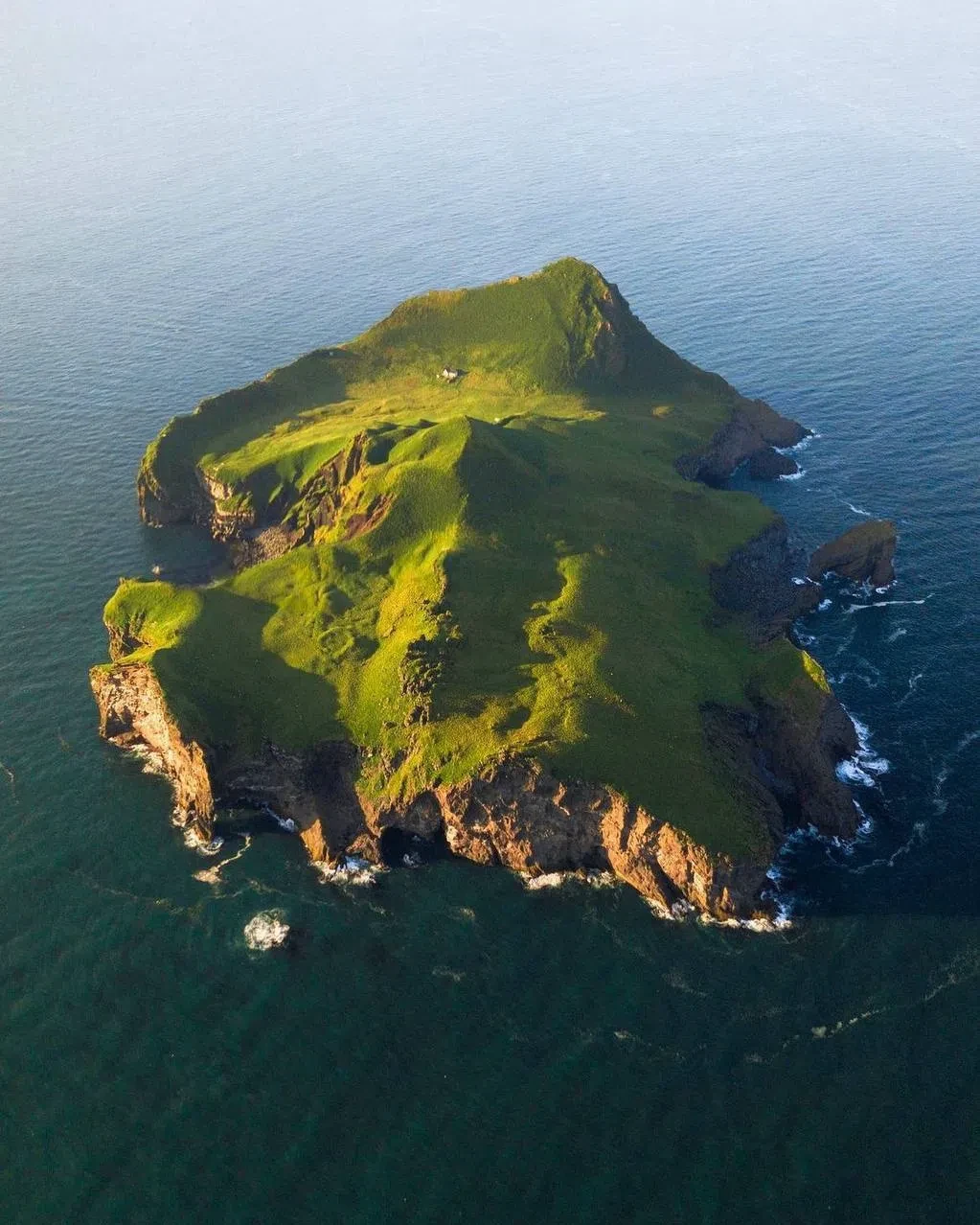 Самый одинокий дом в мире - Исландия 🏠🇮🇸