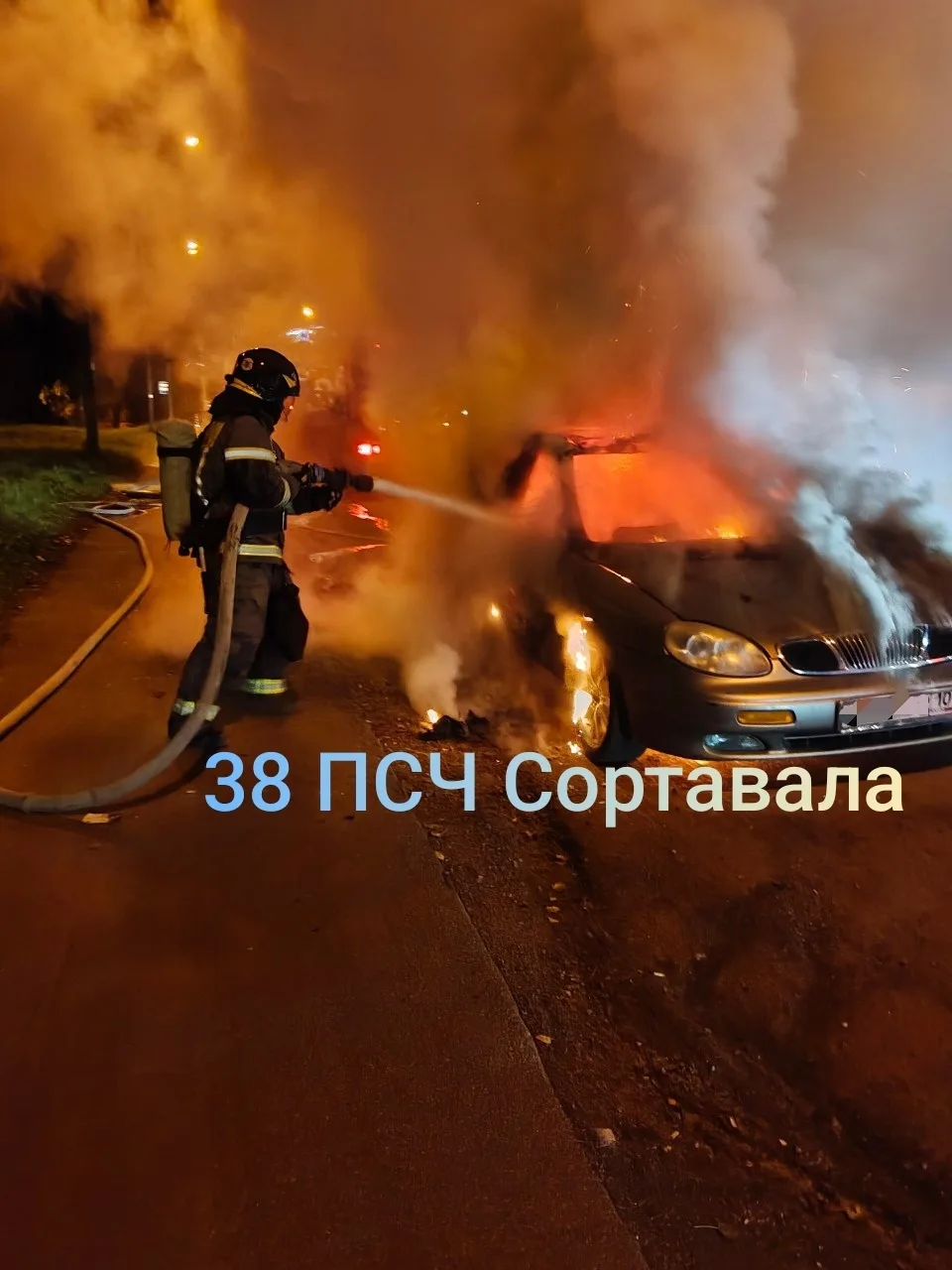 02 сентября 2026 года в 22:34 на пульт диспетчера пожарной охраны 38 ПСЧ Сортавала пост...
