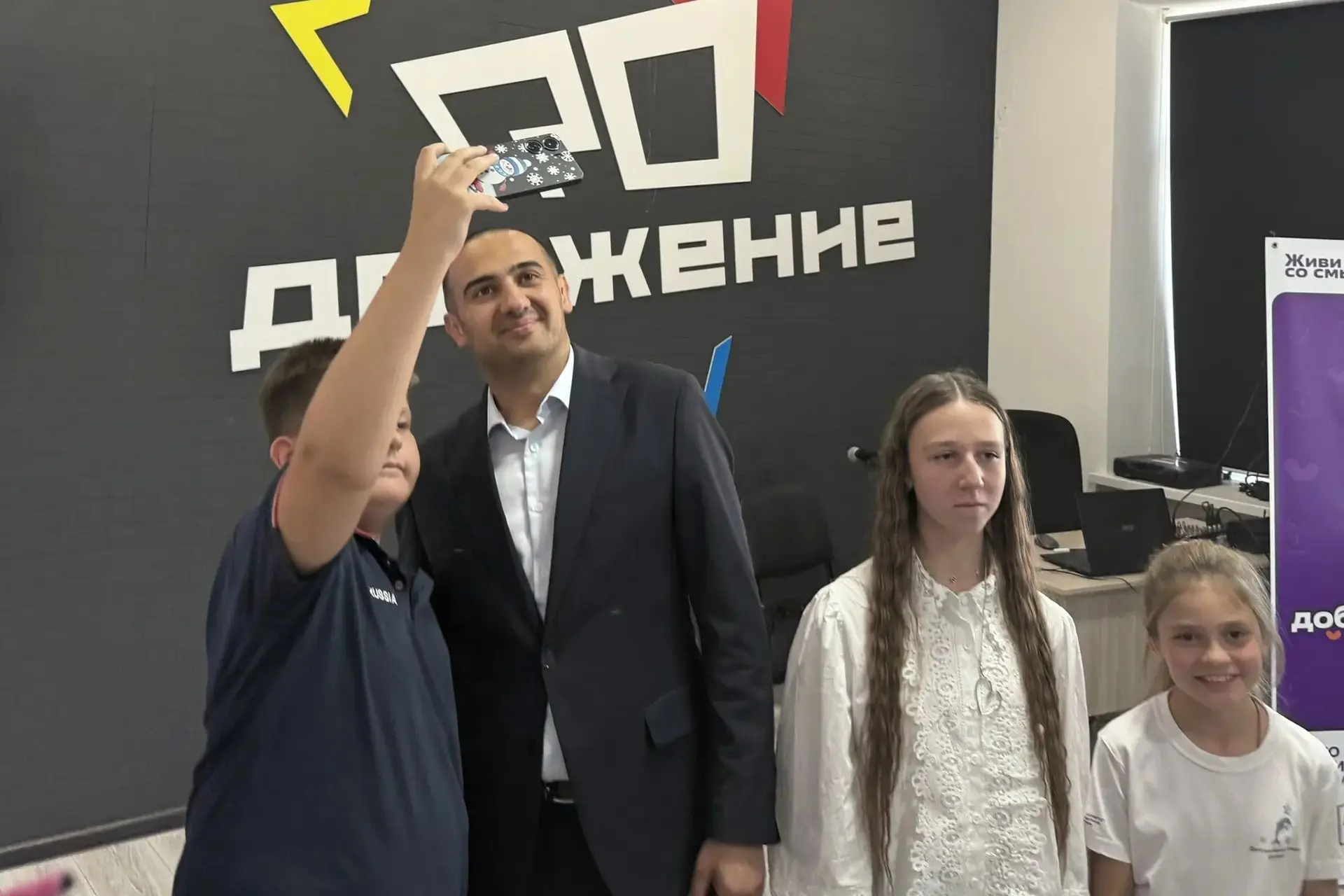 Мои дети "пытают" главу администрации города Евпатории)
