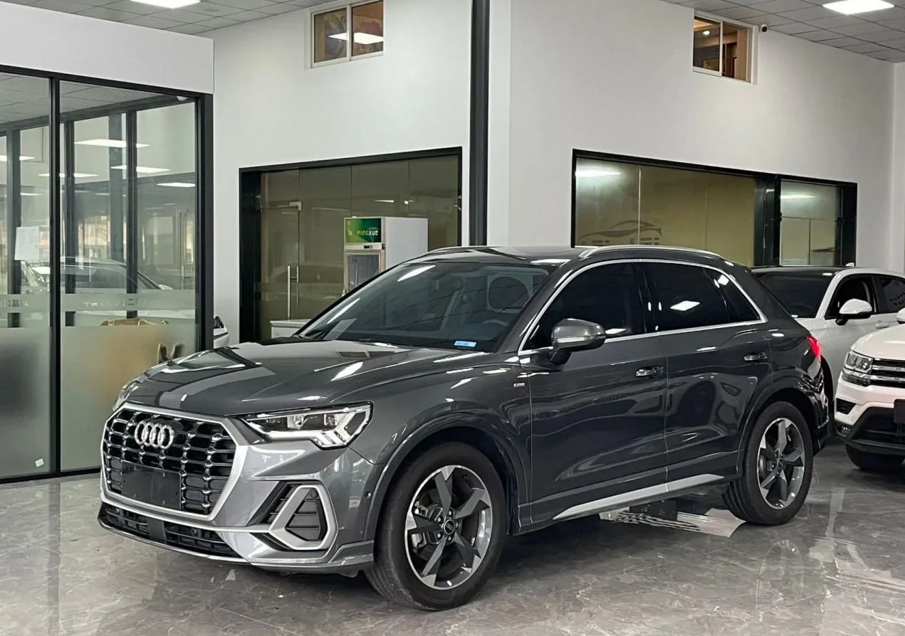 🚗 Audi Q3 35 TFSI Fashion Sport Edition
