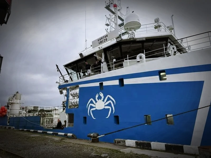 🦀 Головной краболов проекта ССа 5712 LS "Капитан" прибыл в Мурманск