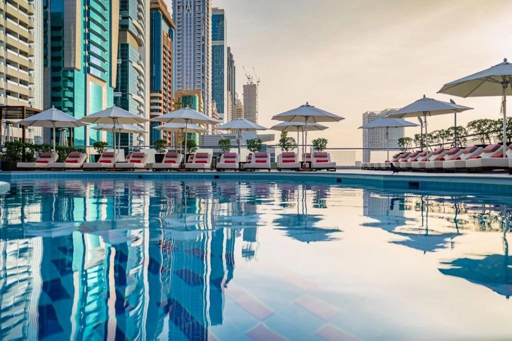 Дубай, Towers Rotana 4*: ваш идеальный отдых у самого моря 🌊✨