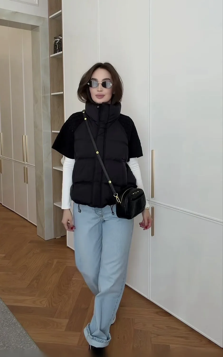 Цена:2350руб