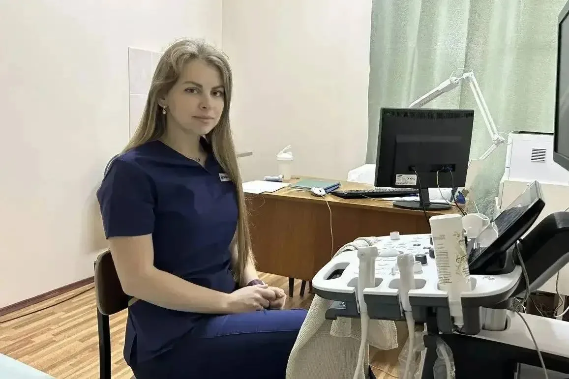 🏥 Три новых врача пополнили штат Островской межрайонной больницы