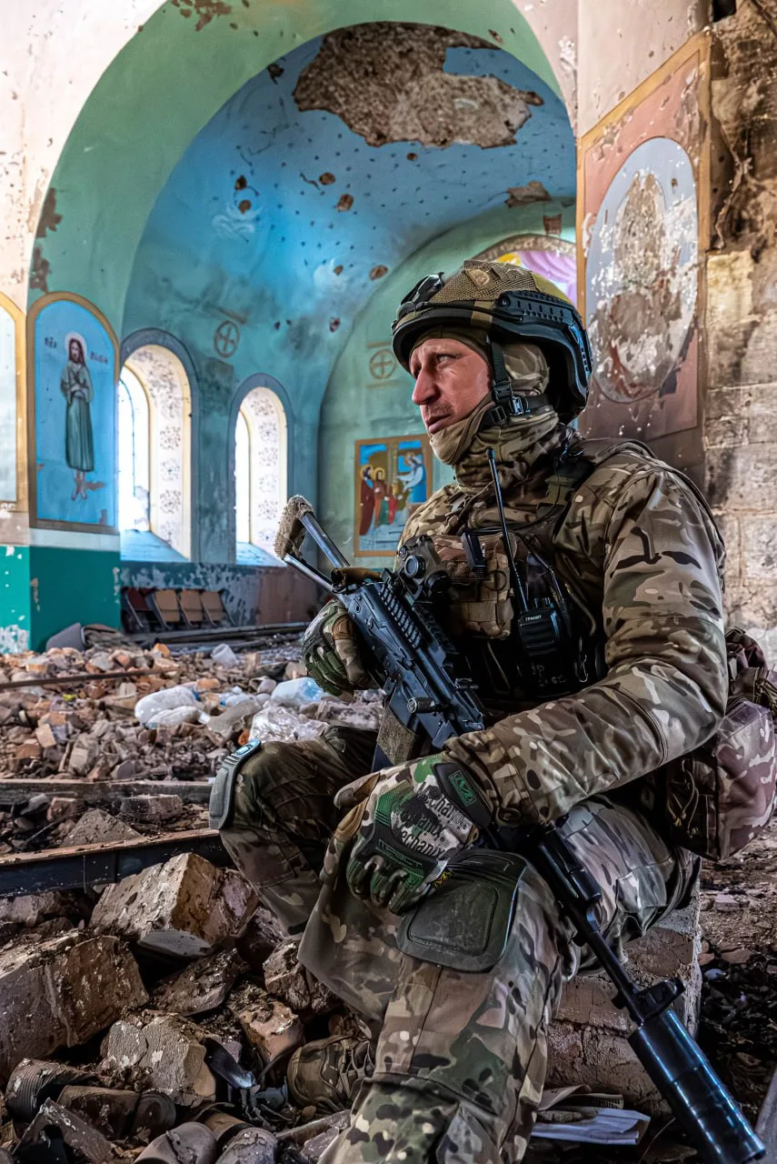 В этот день сердечно поздравляем с Днём рождения нашего боевого Брата с позывным ДОБЕР
