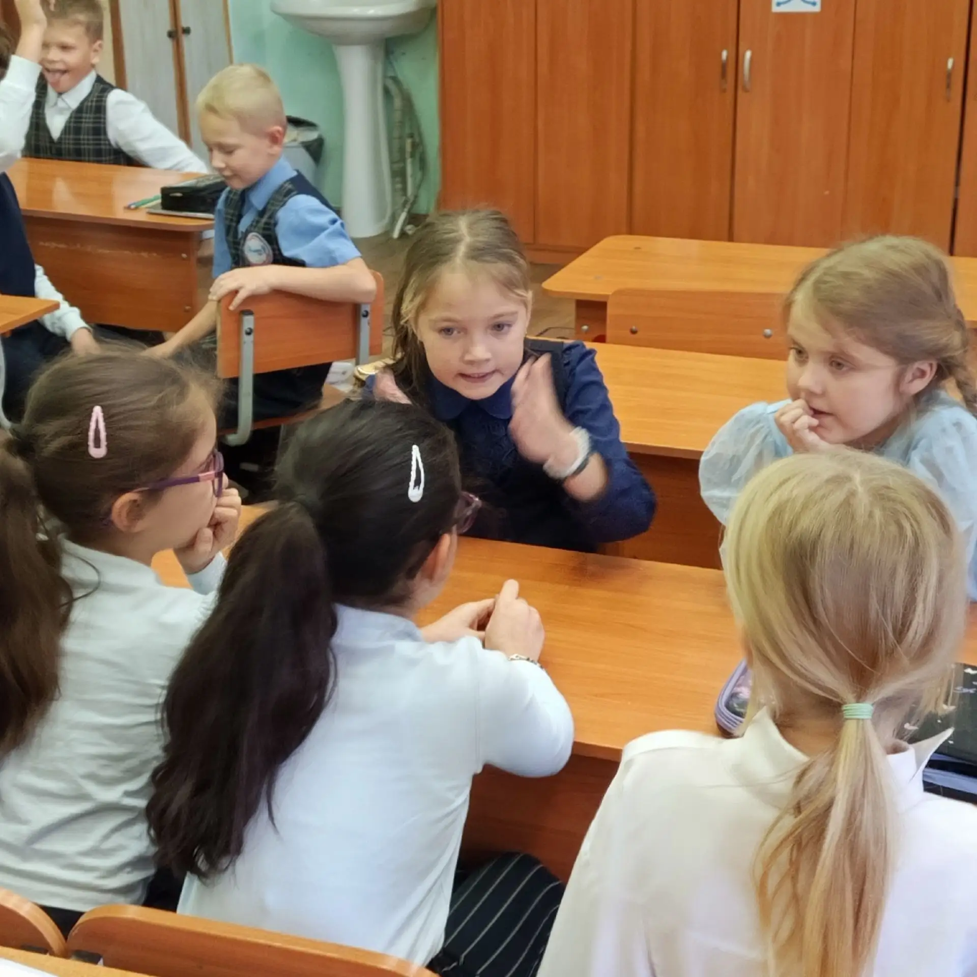 ОДИН ДЕНЬ ИЗ ЖИЗНИ 2 "А" КЛАССА 🏫