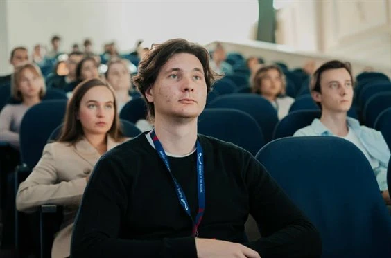 От миллиона до науки будущего. На форуме в Нижнем Новгороде ульяновец показал, как сдел...