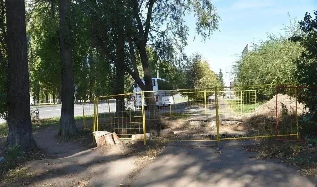 Две ямы остались в Балаково после вскрышных работ