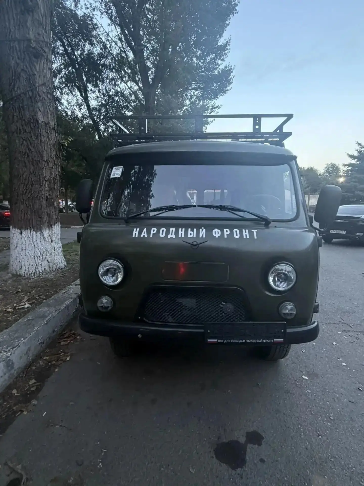 Медицинский взвод 40-й бригады морской пехоты получил автомобиль УАЗ