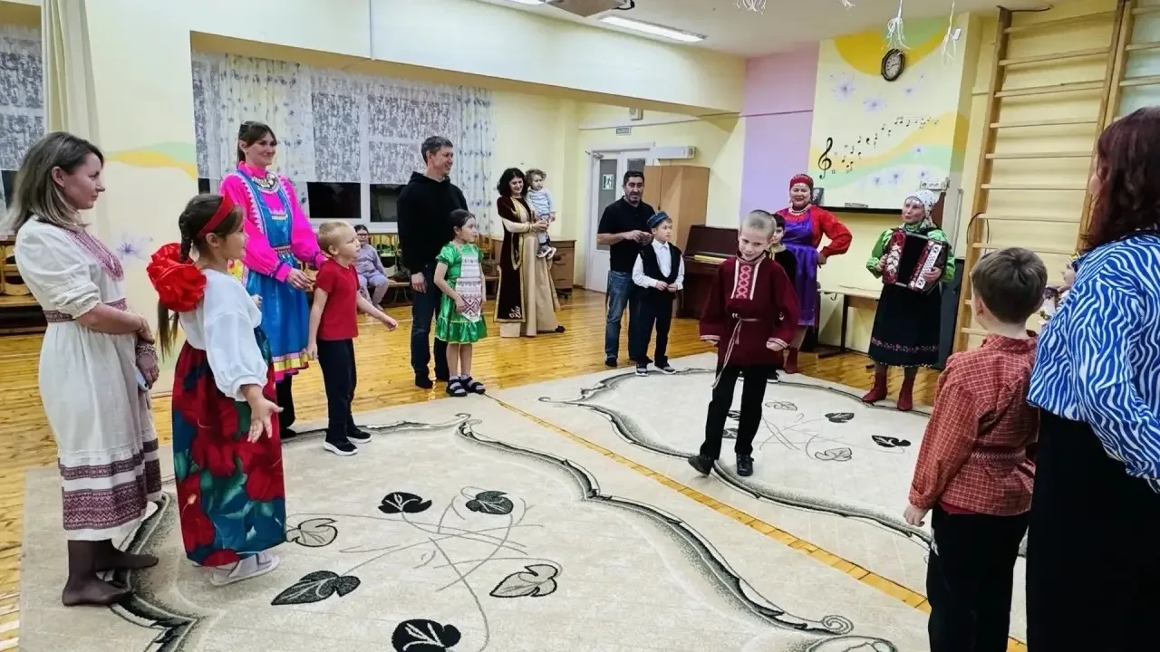 🎉 «Небыльток»: путешествие в мир удмуртских традиций вместе с родными! 🎉
