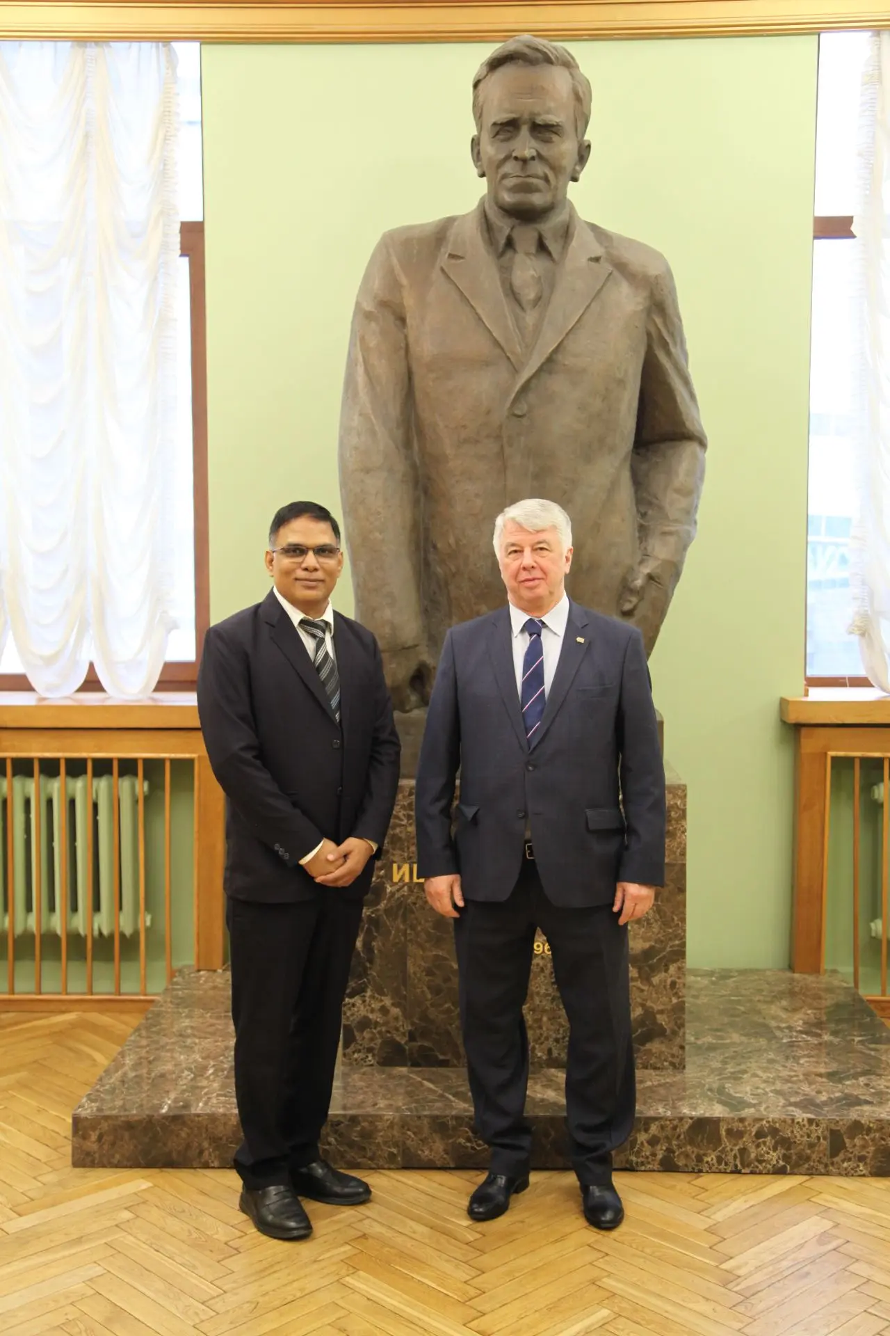 🤝 ЦНИИчермет провел переговоры с индийской делегацией