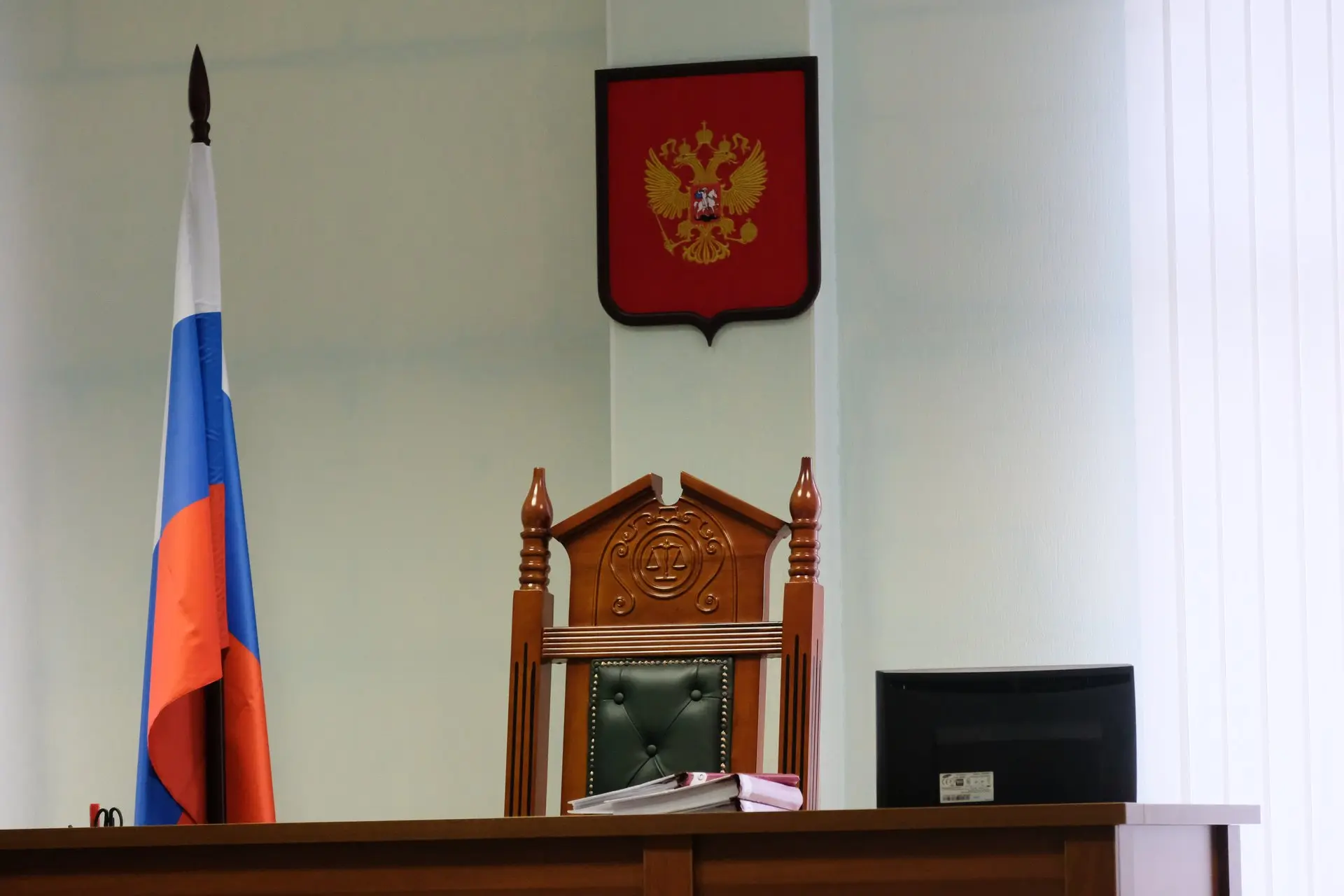 Жителя Снежинска суд признал виновным в использовании поддельного документа.
