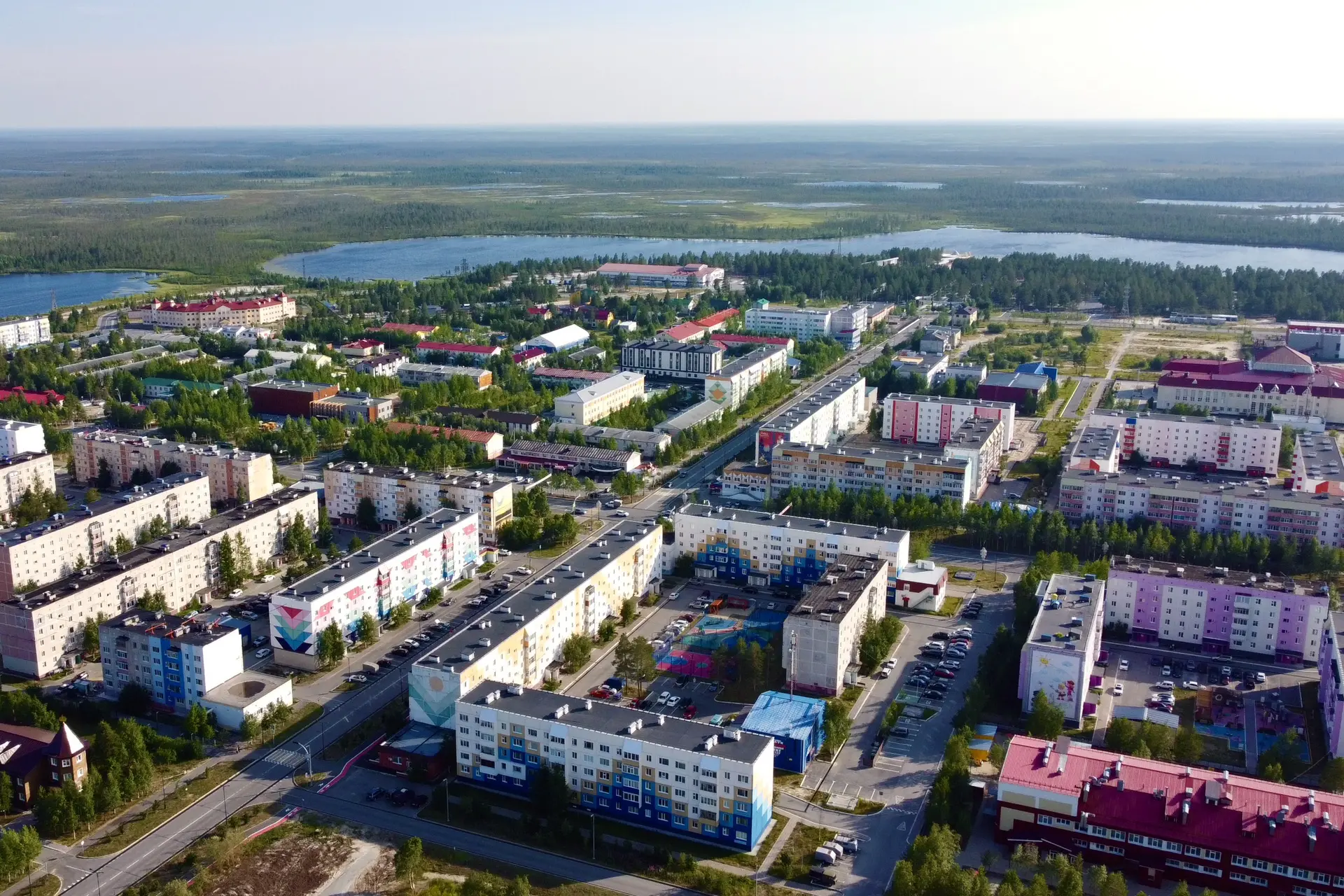 🌇С высоты птичьего полёта Муравленко всё больше напоминает уютный лоскутный плед — ухо...