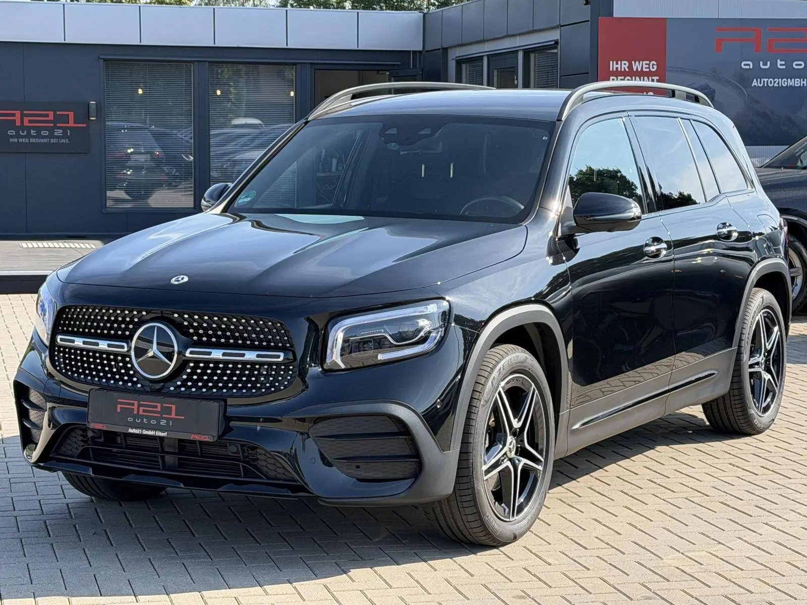 🚗 Mercedes-Benz GLB 200