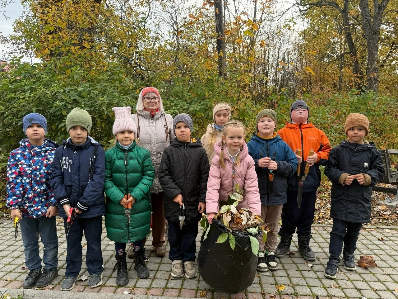 ЮНЫЕ ОЗЕЛЕНИТЕЛИ