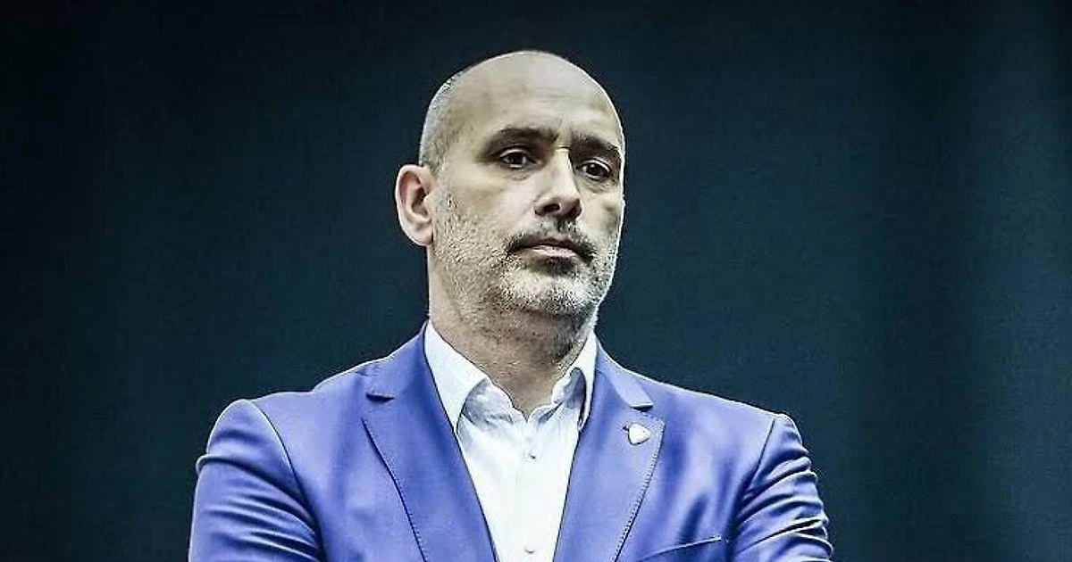 Главный тренер сборной России Зоран Лукич заявил, что клубы Суперлиги должны повыситься...