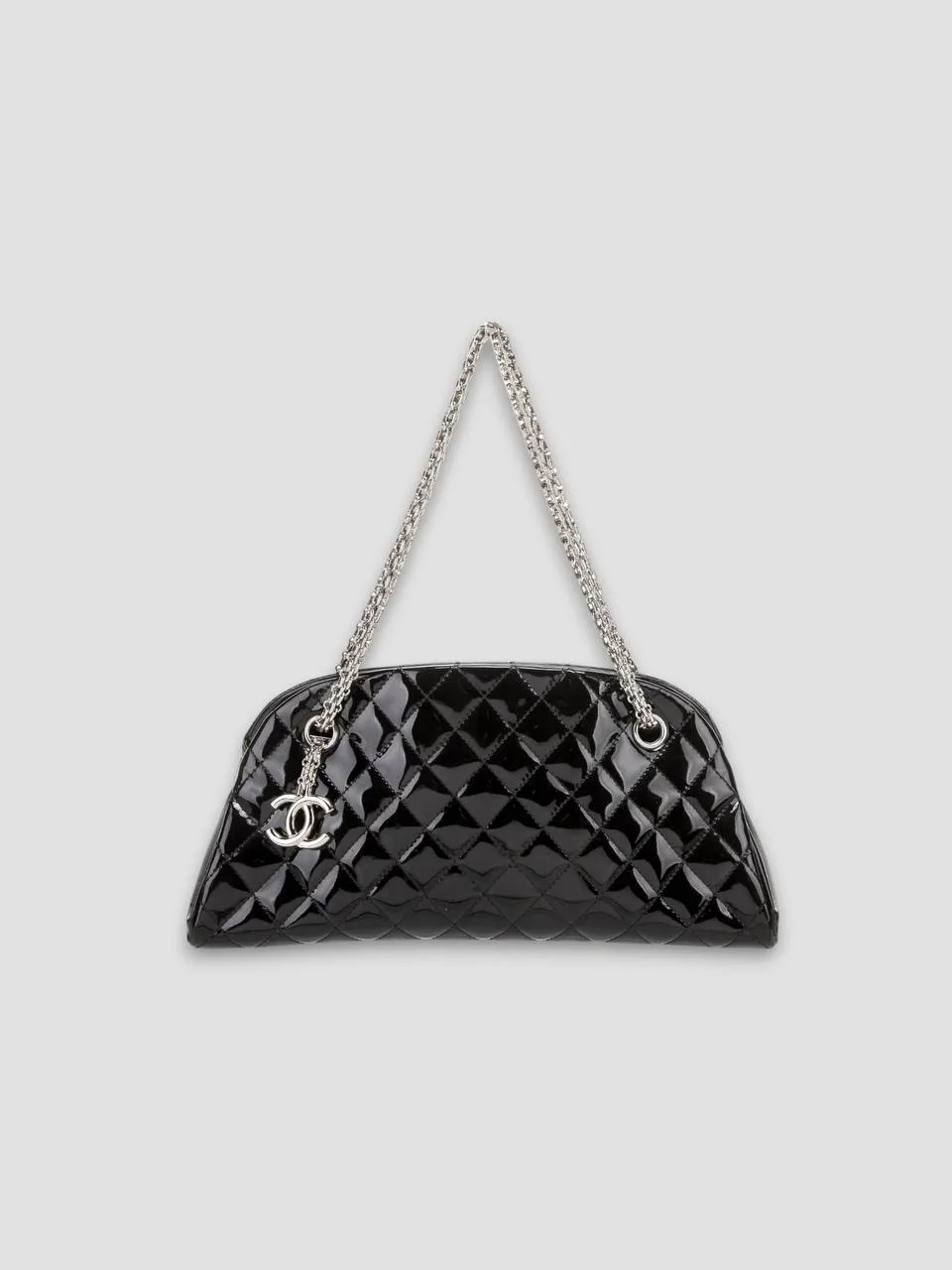 Сумка Chanel Just Mademoiselle в идеальном состоянии, размер: 38х16х12 см