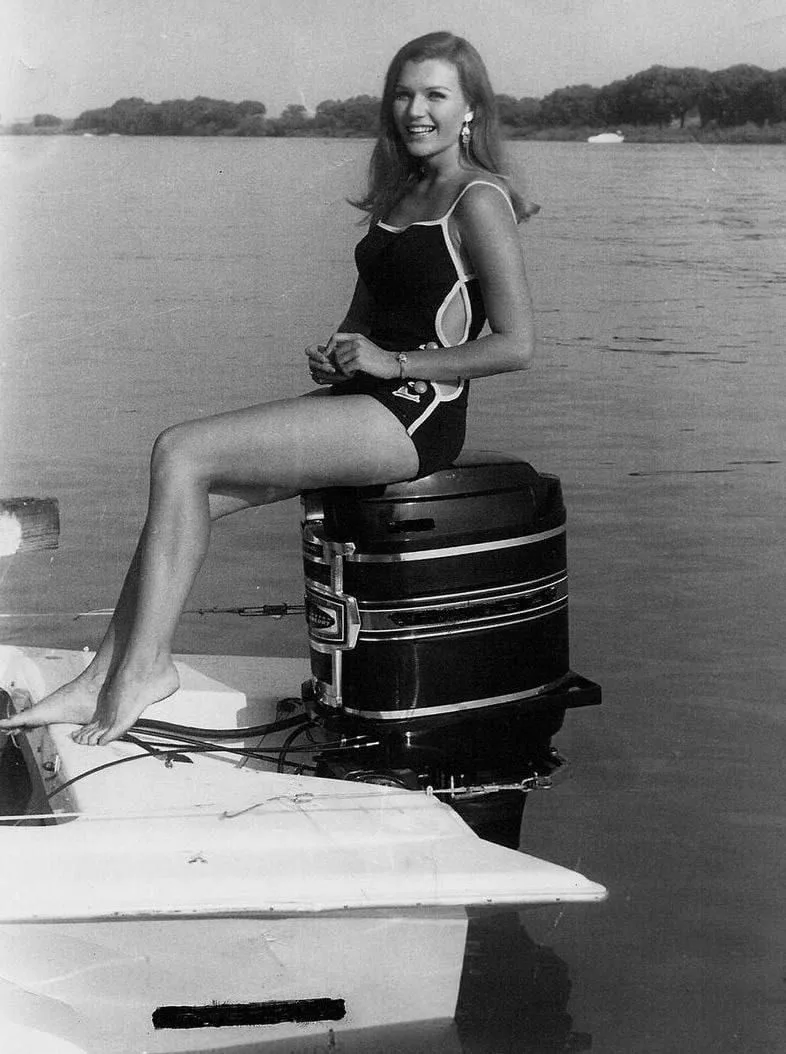👥 Мэй Маск, 1969 год