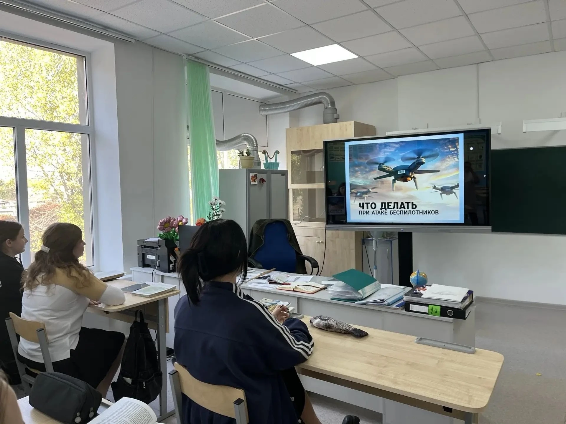 В нашей школе состоялись открытые уроки культуры безопасности, приуроченные ко Дню граж...