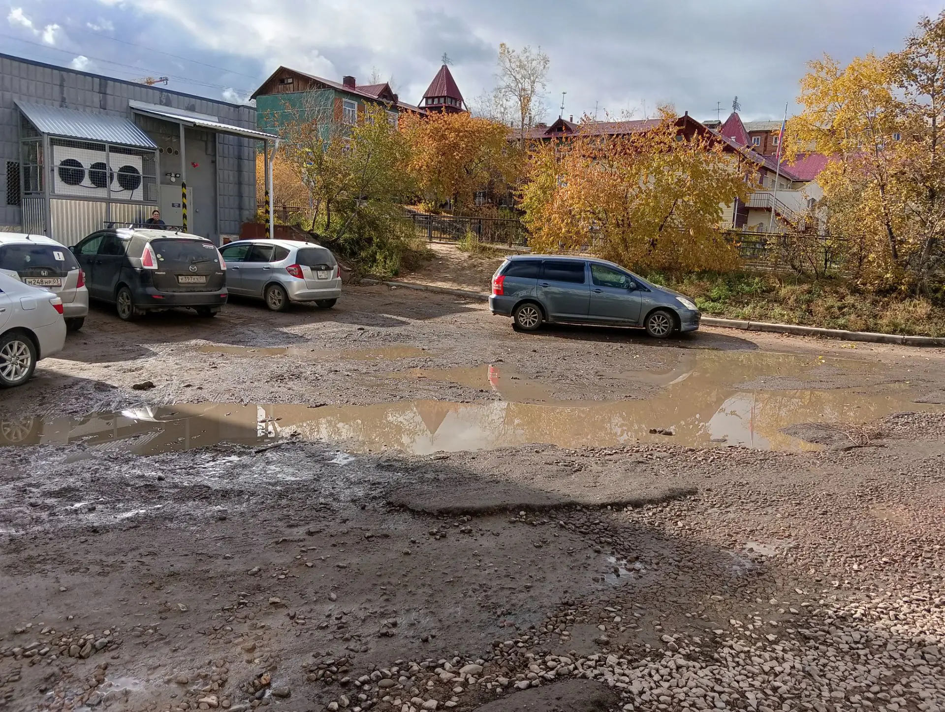 Вчера состоялось выездное совещание по решению проблемы скопления вод после осадков и т...