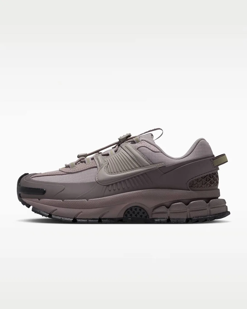 Новые Nike Zoom Vomero Roam на оф сайте бренда❤️‍🔥